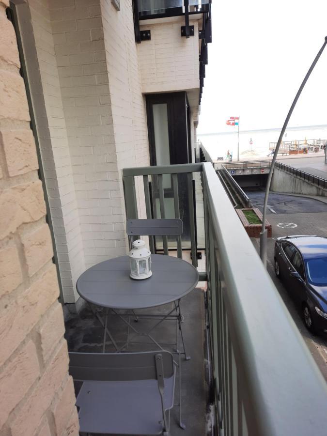 Apartamento Oostduinkerke Res Henri IV Exterior foto